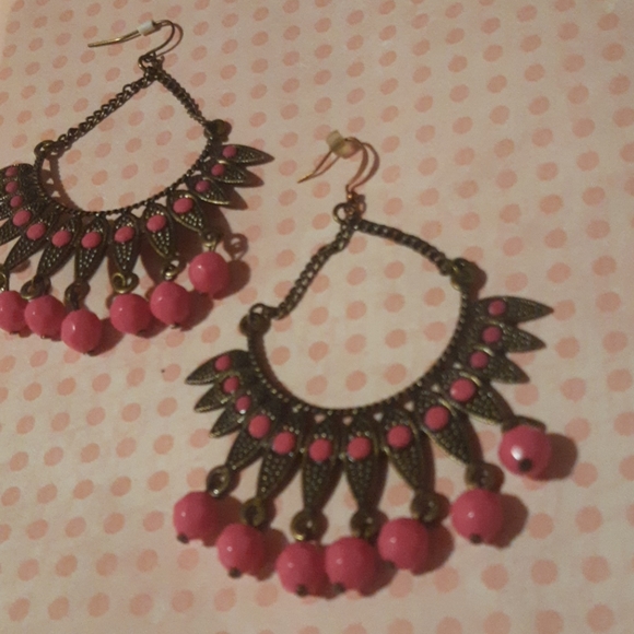 Earrings - Picture 3 of 3